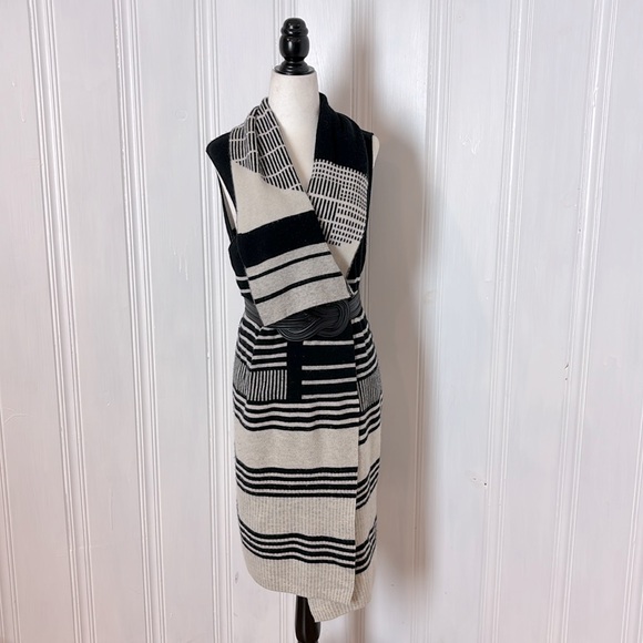 VINCE wool and cashmere vest dress - Picture 1 of 10